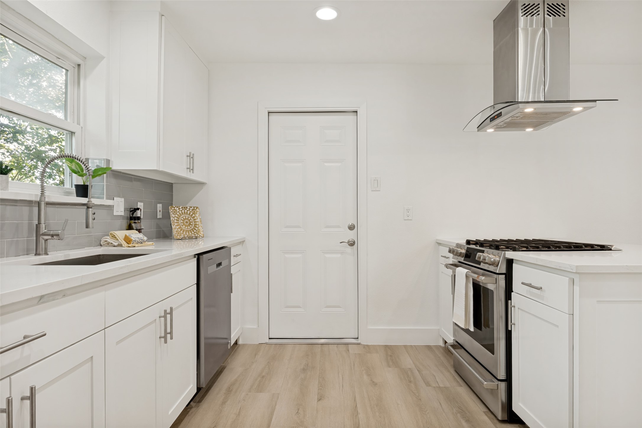 2736 S Colfax Circle Plano TX 75075
