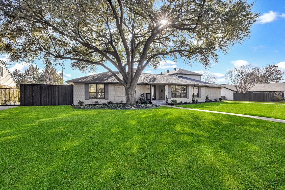 5330 Meadow Crest Drive Dallas TX 75229