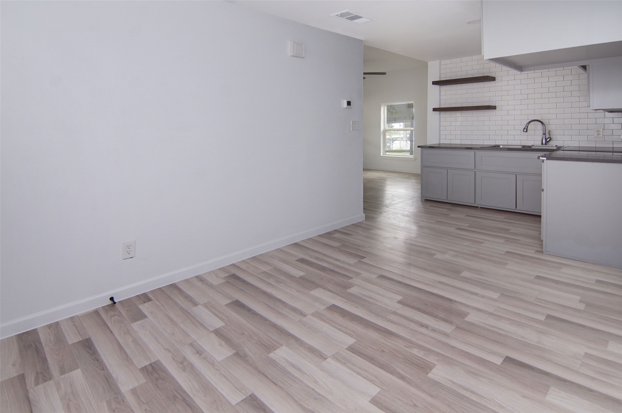 611 SE 2nd Avenue Mineral Wells TX 76067
