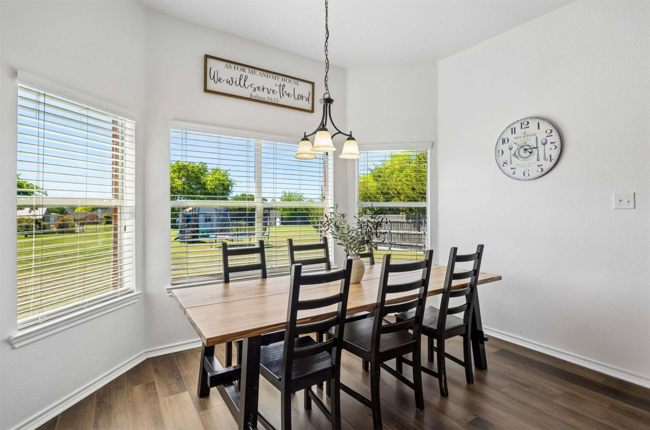 1015 Meadow Hill Drive Lavon TX 75166