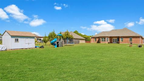 1015 Meadow Hill Drive Lavon TX 75166