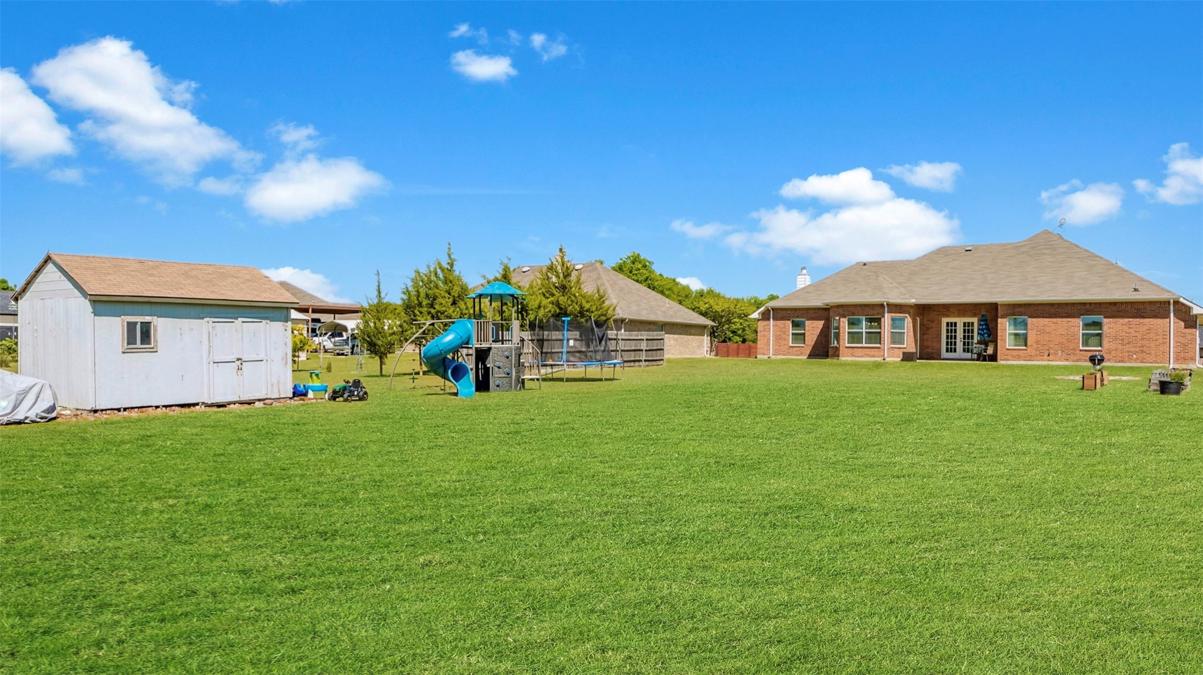 1015 Meadow Hill Drive Lavon TX 75166