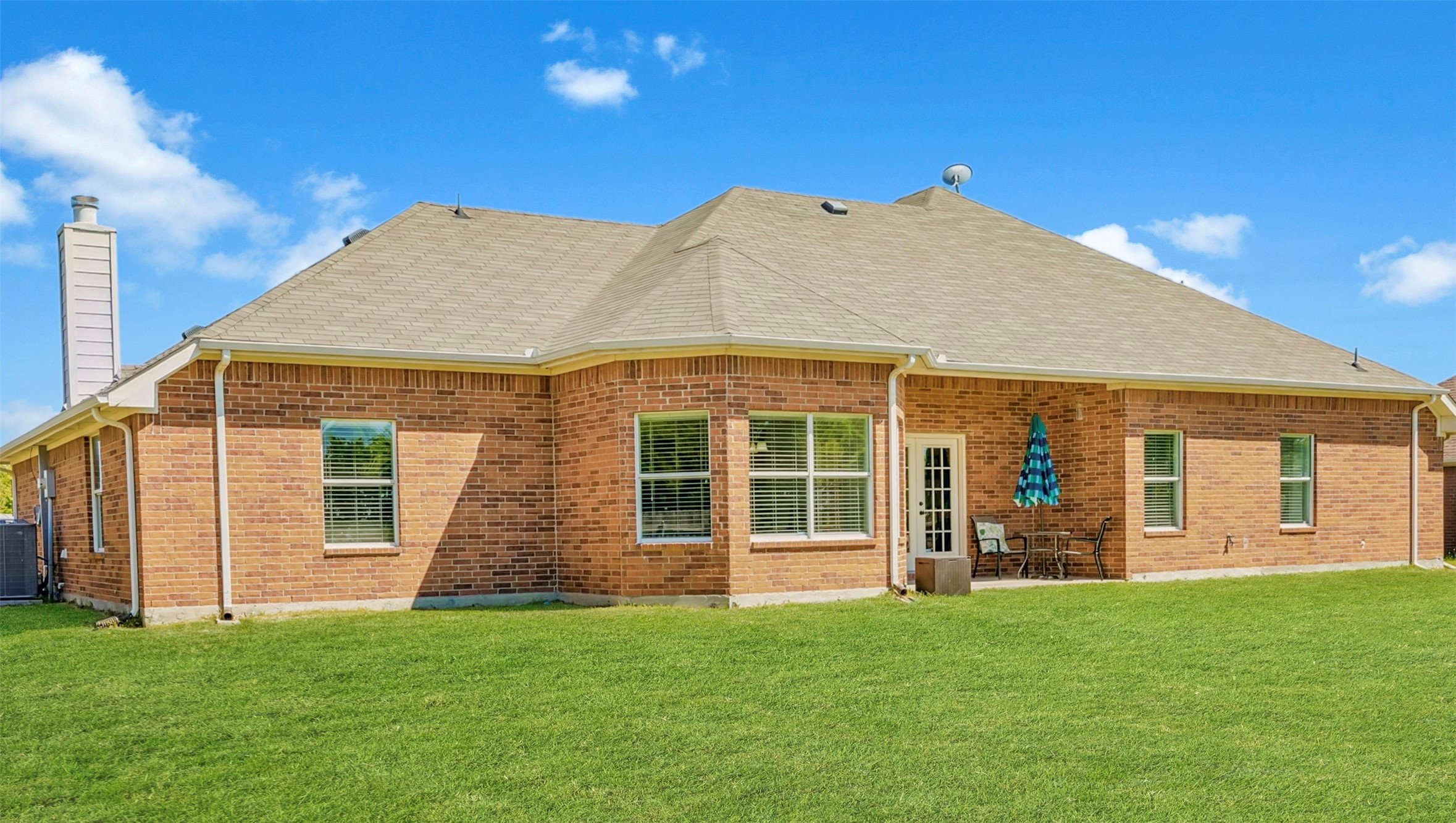 1015 Meadow Hill Drive Lavon TX 75166