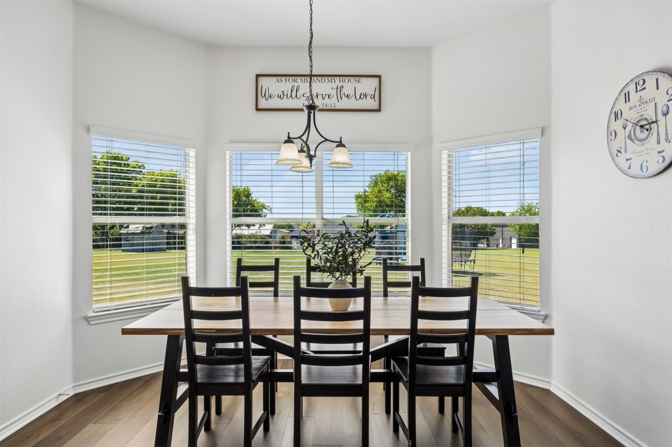1015 Meadow Hill Drive Lavon TX 75166
