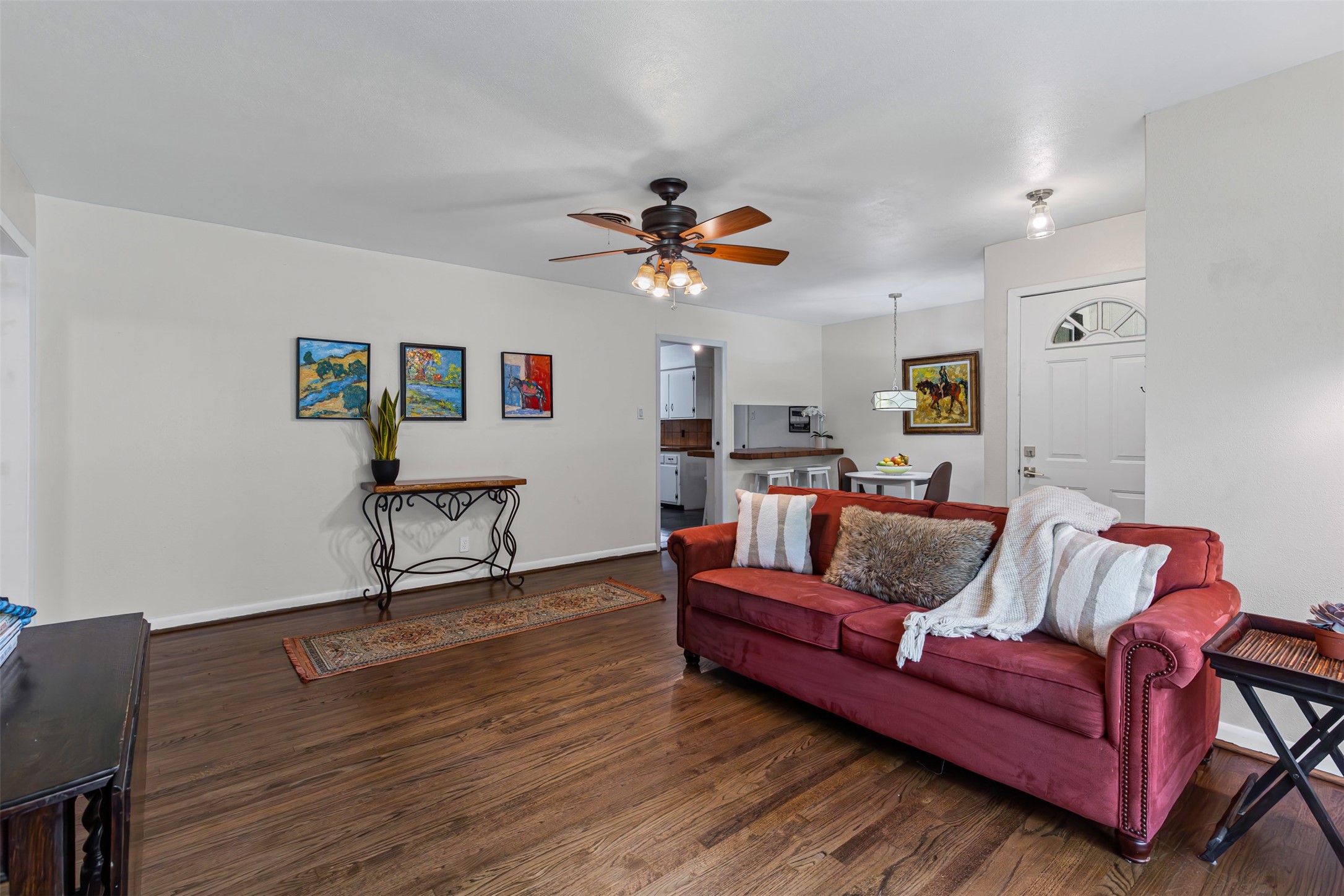 1404 Bluebonnet Trail Arlington TX 76013