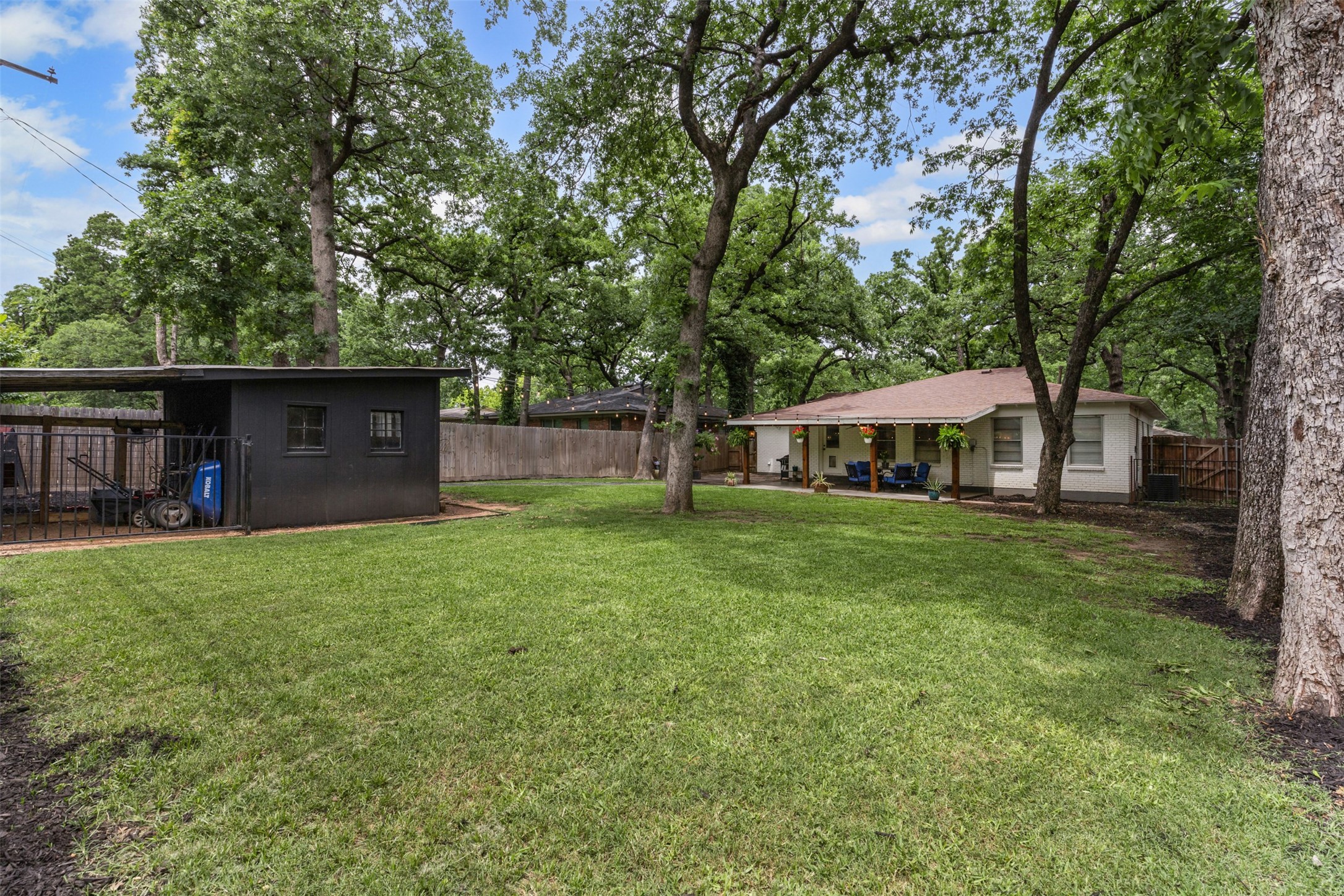 1404 Bluebonnet Trail Arlington TX 76013