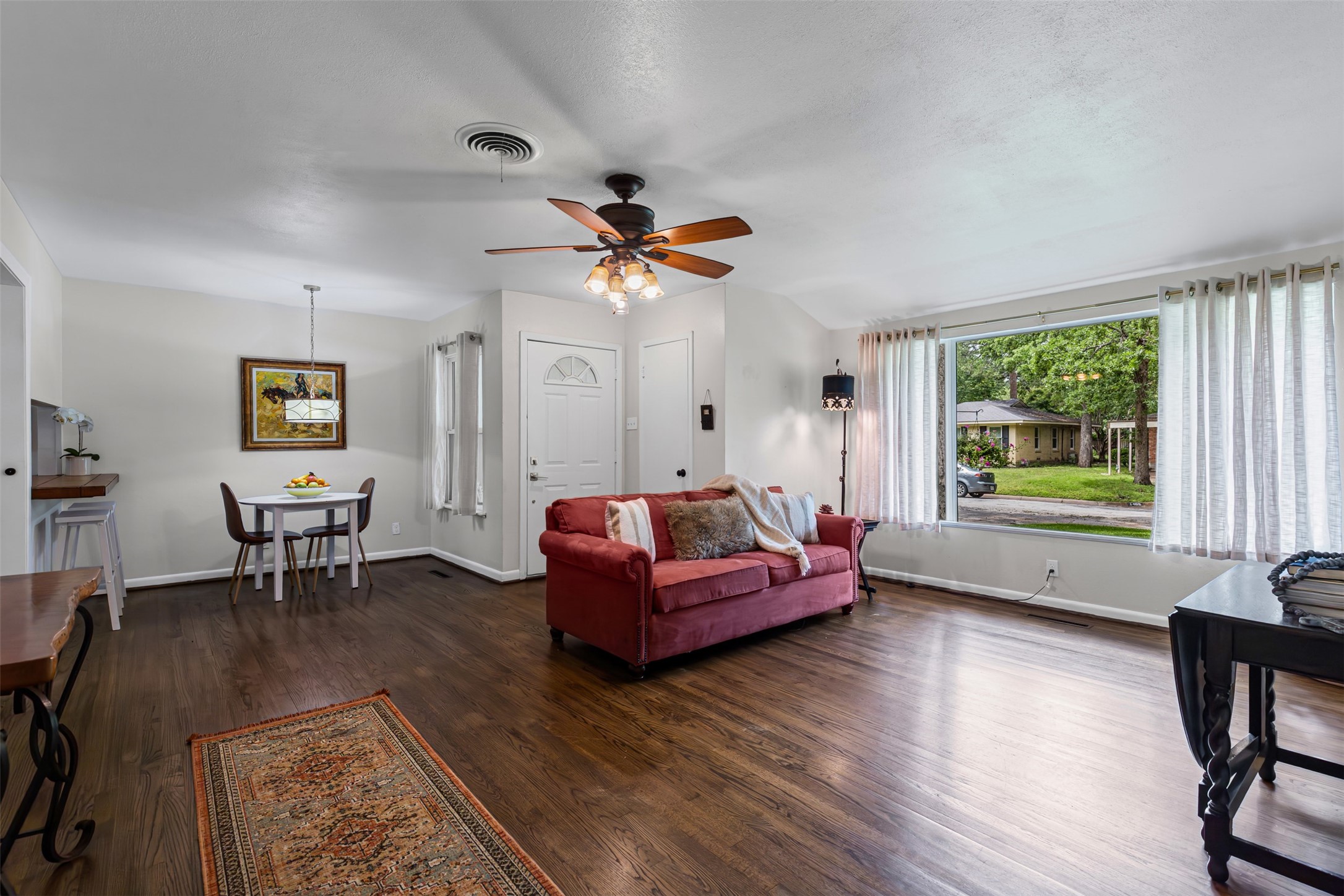 1404 Bluebonnet Trail Arlington TX 76013