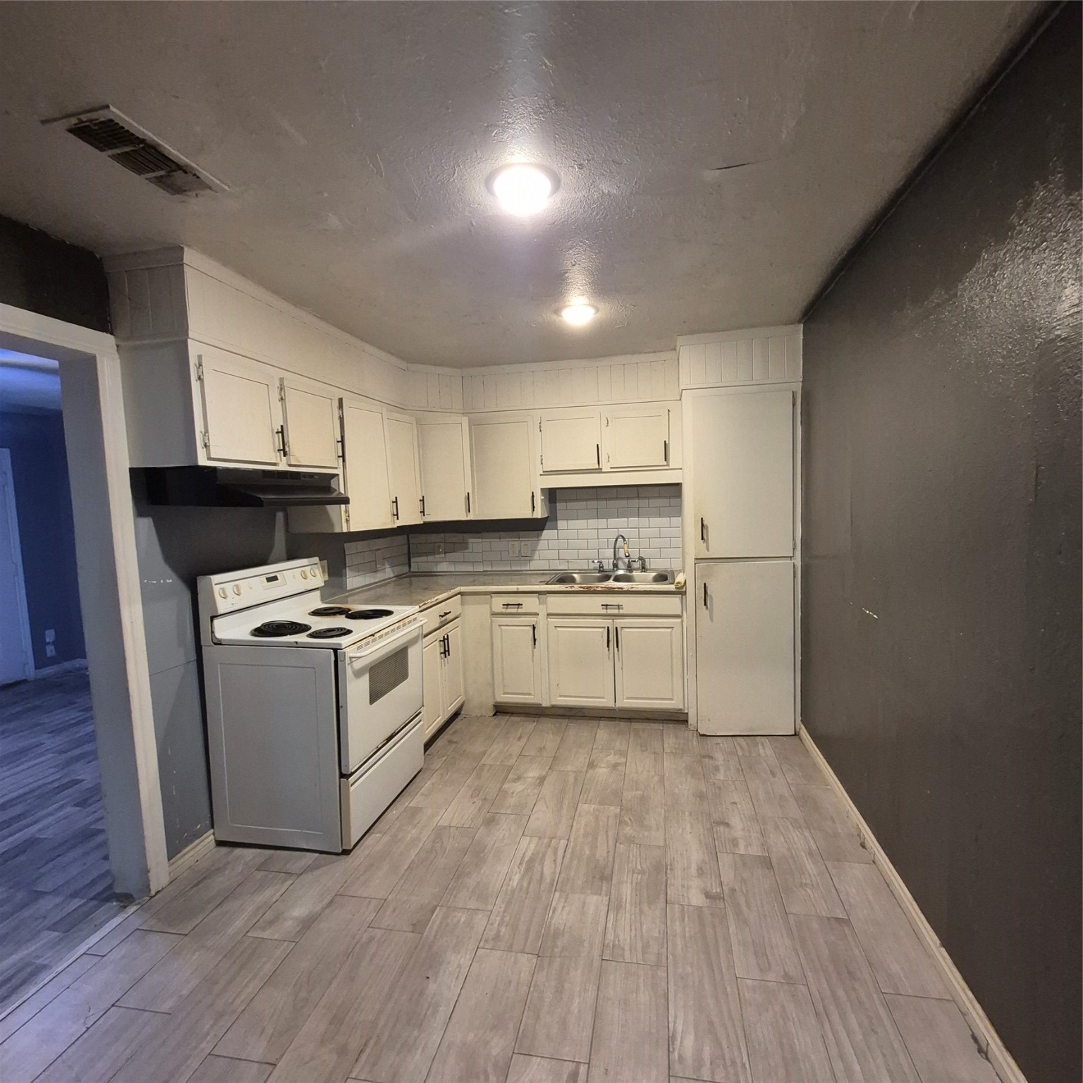 6713 Lakeside Drive Lake Worth TX 76135