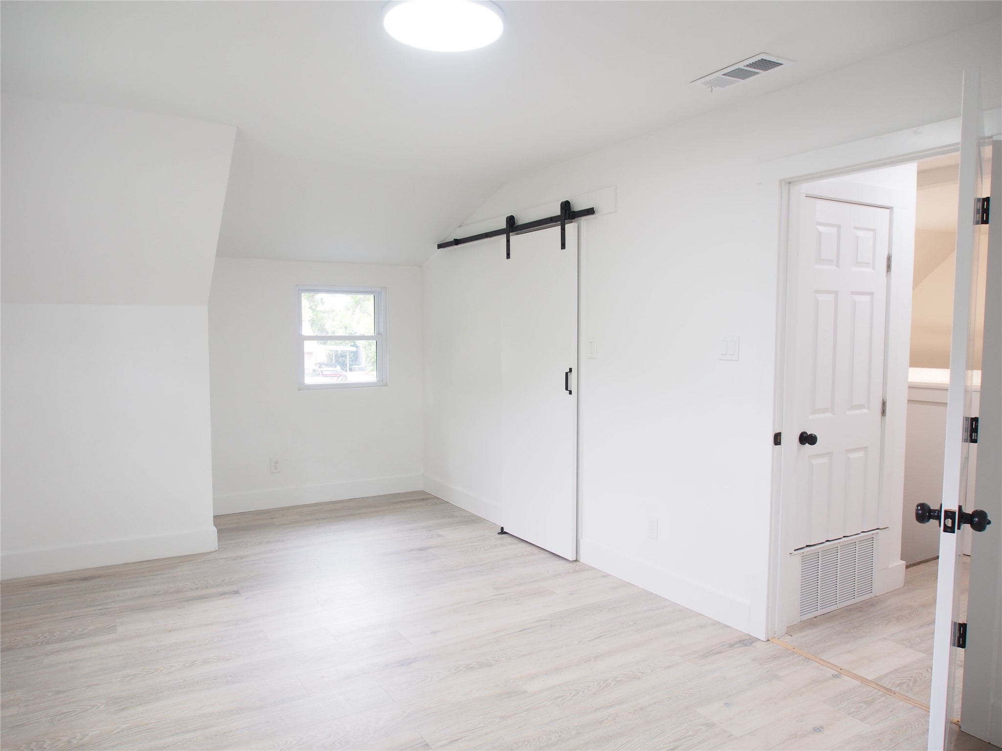 1703 Foster Drive Arlington TX 76012