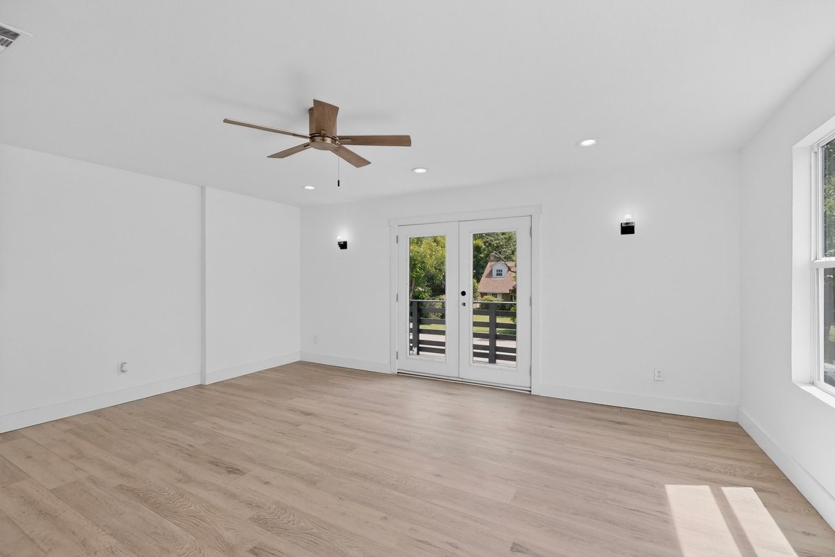 1703 Foster Drive Arlington TX 76012