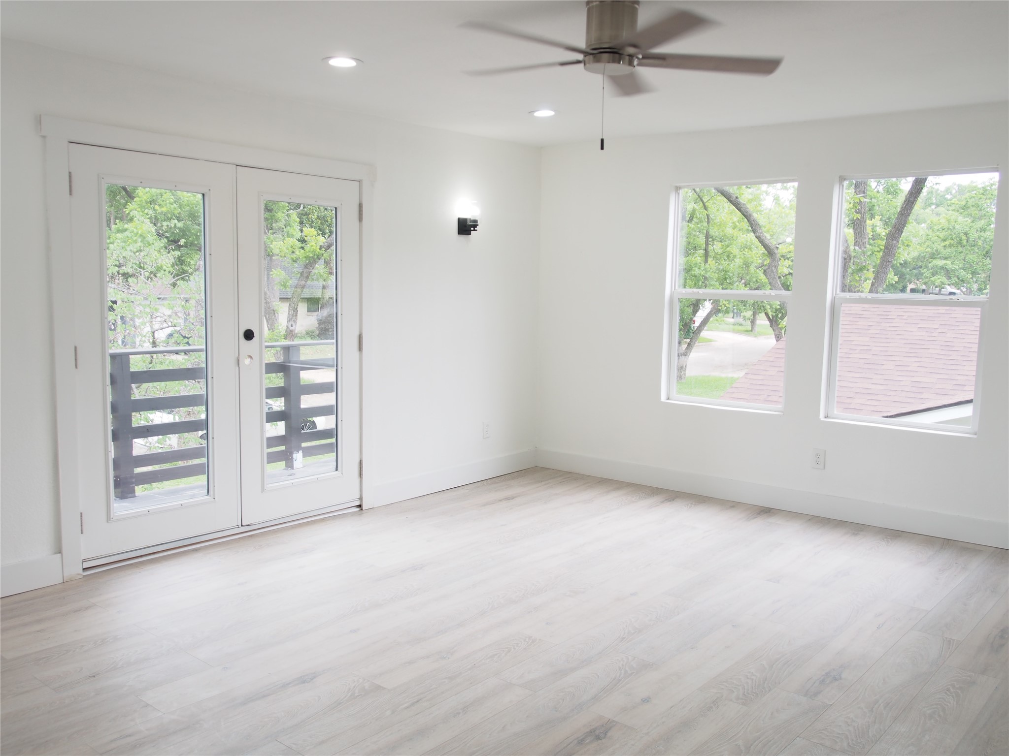 1703 Foster Drive Arlington TX 76012