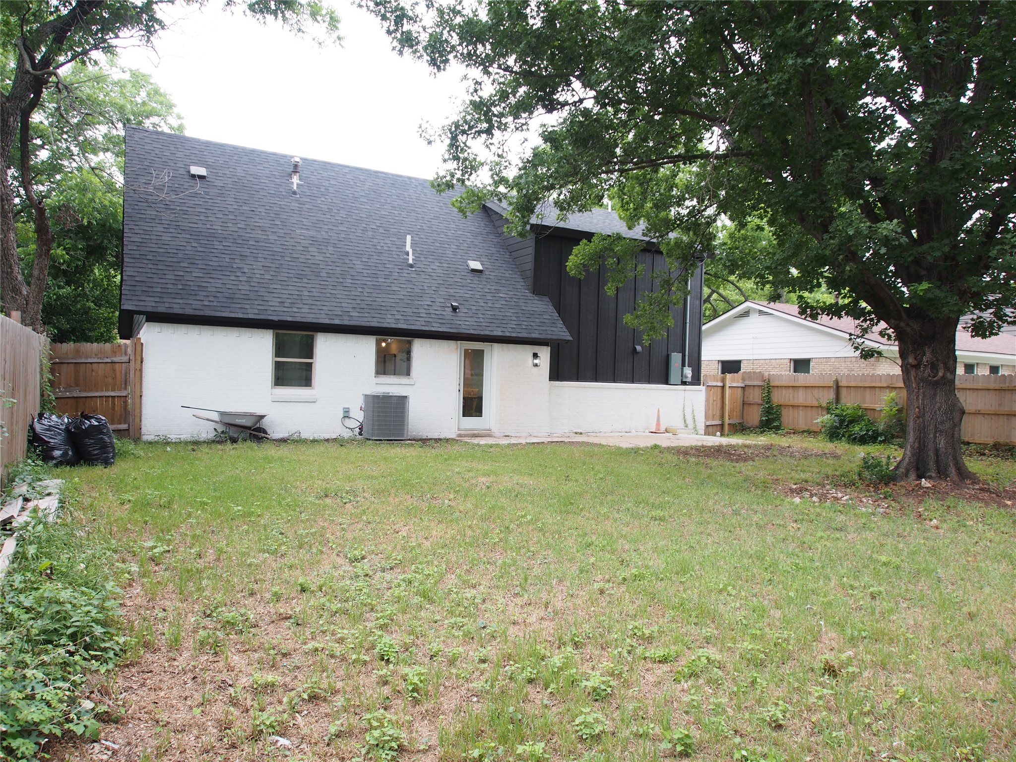 1703 Foster Drive Arlington TX 76012