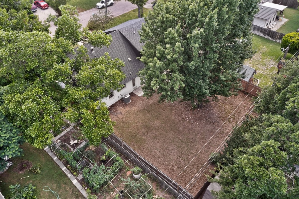 1703 Foster Drive Arlington TX 76012