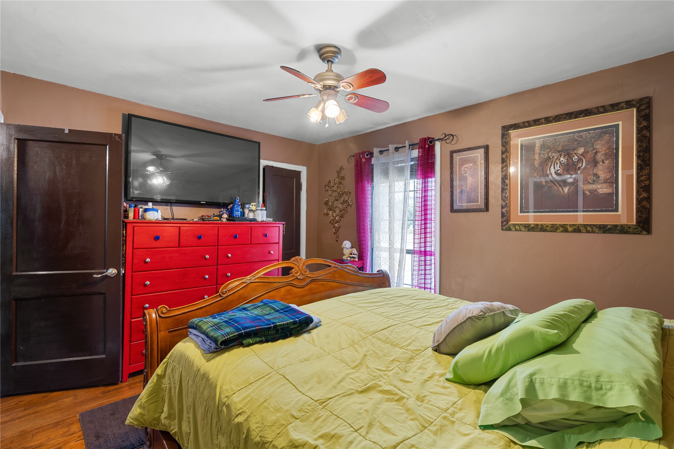 6038 Goodwin Avenue Dallas TX 75206