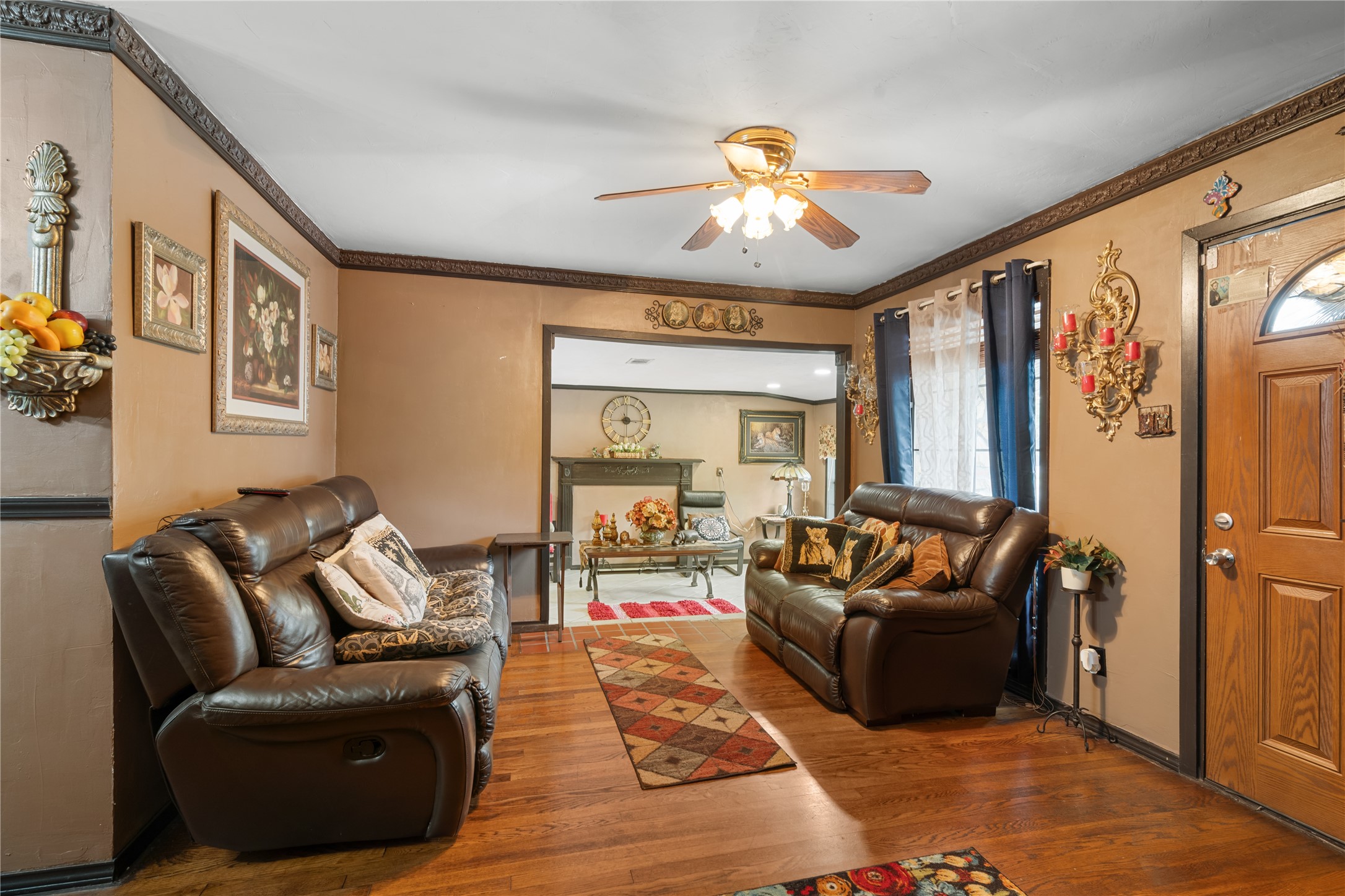 6038 Goodwin Avenue Dallas TX 75206