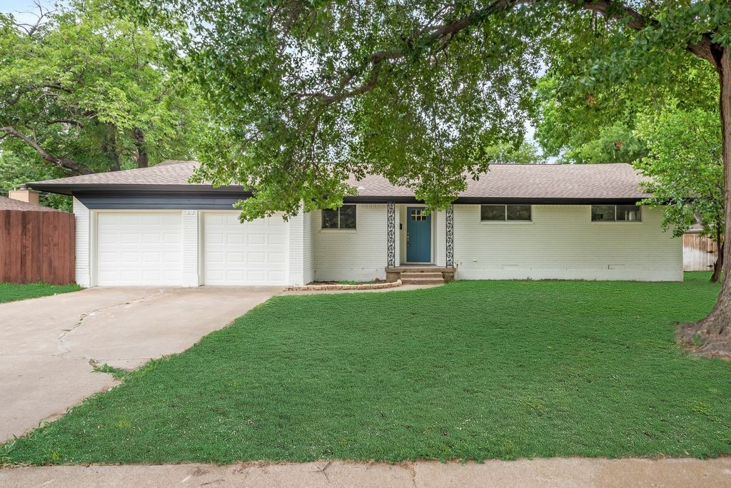 714 Danish Drive Grand Prairie TX 75050