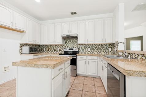 3231 Torio Grand Prairie TX 75054