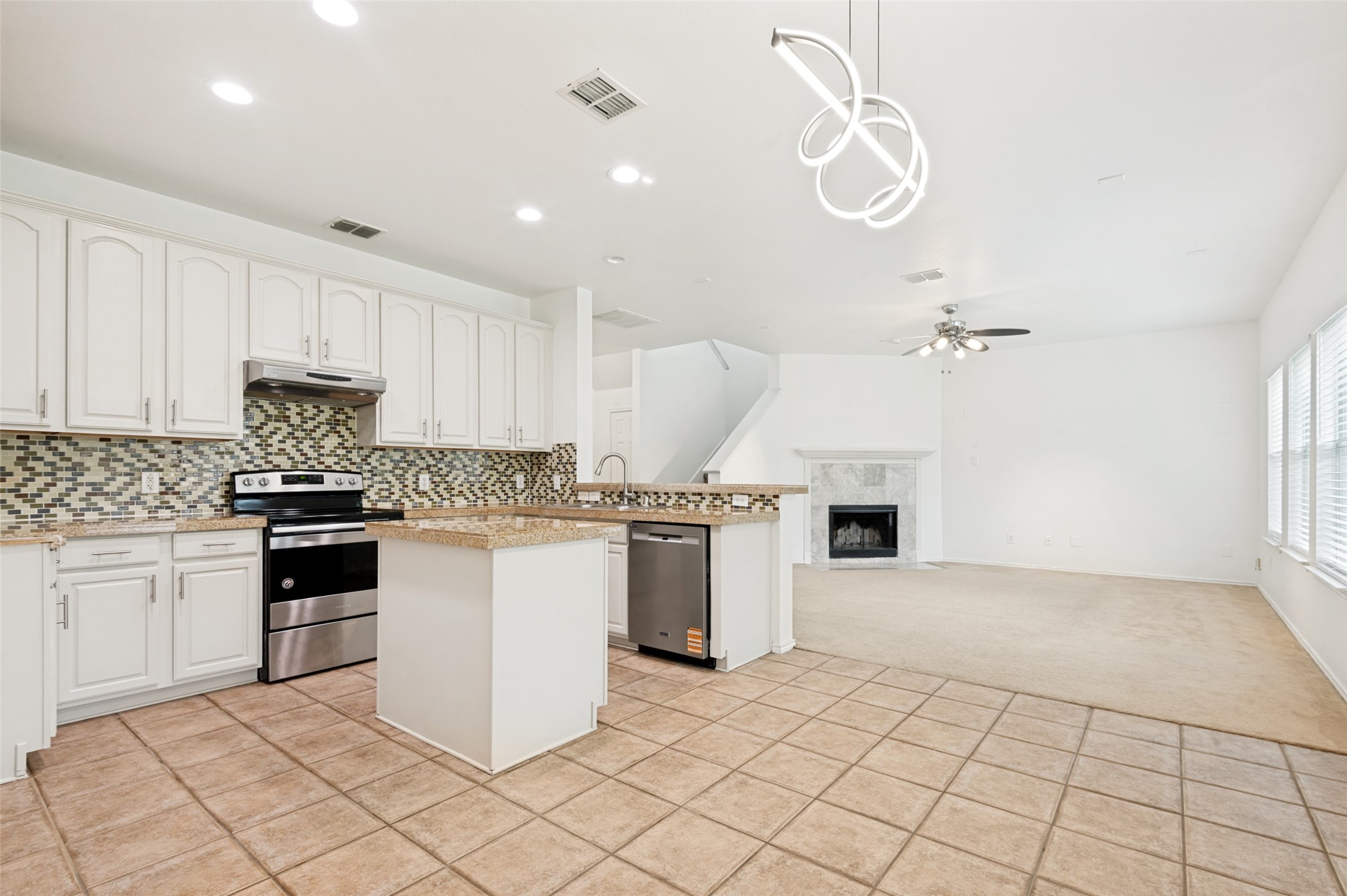 3231 Torio Grand Prairie TX 75054