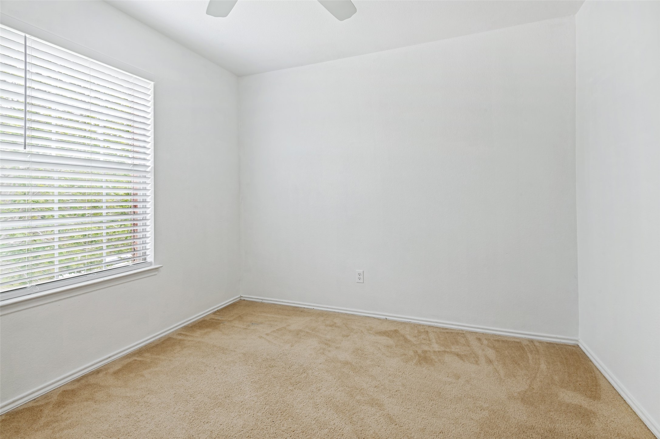 3231 Torio Grand Prairie TX 75054