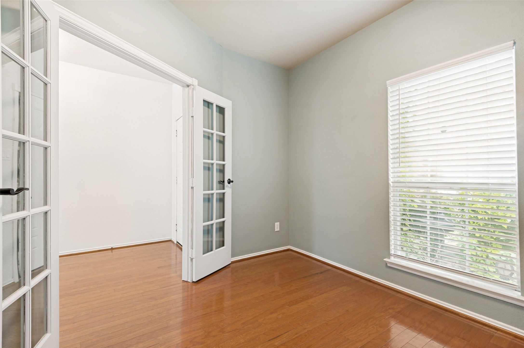 3231 Torio Grand Prairie TX 75054
