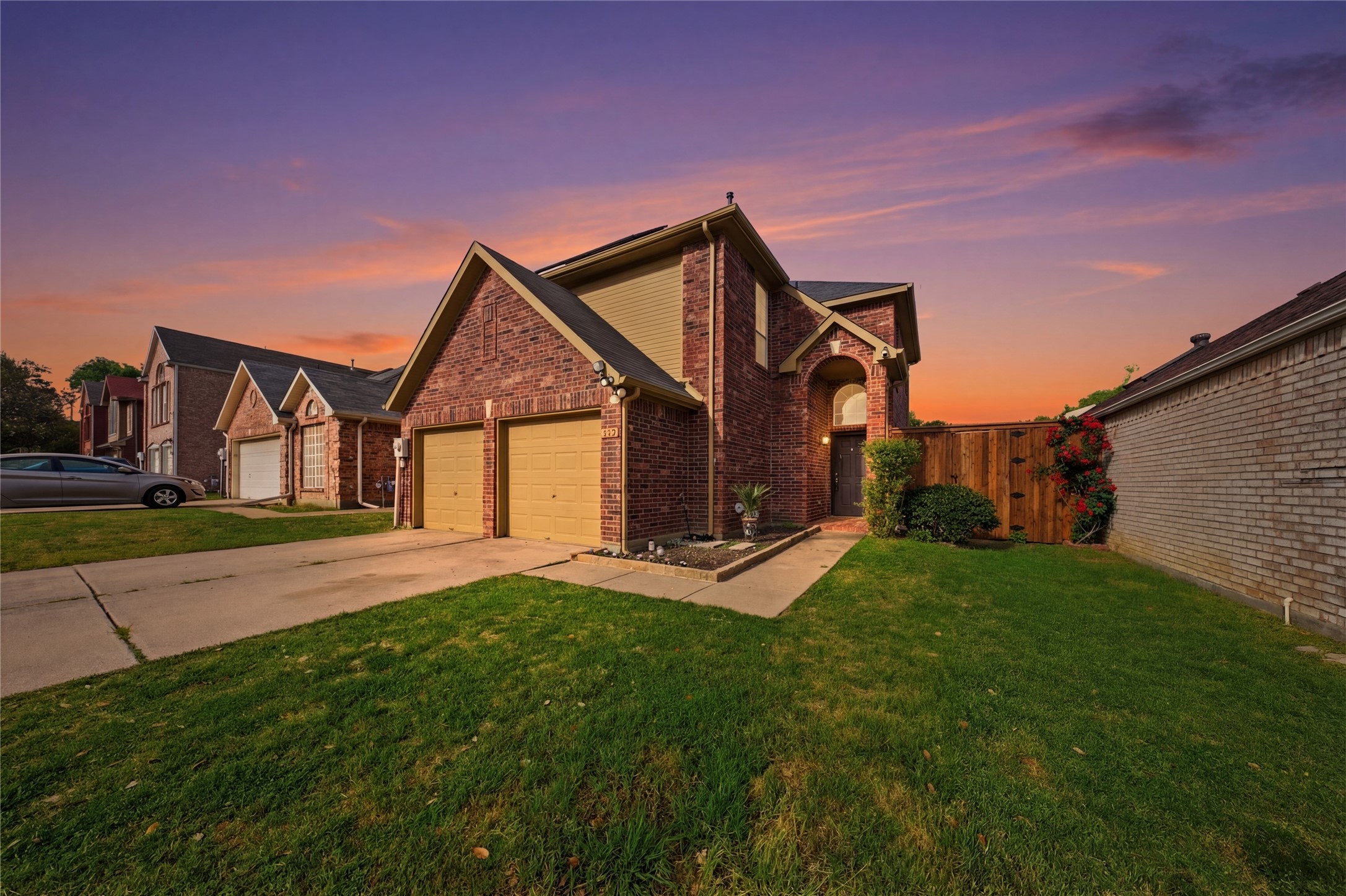 2108 Montclair Lane Lewisville TX 75067