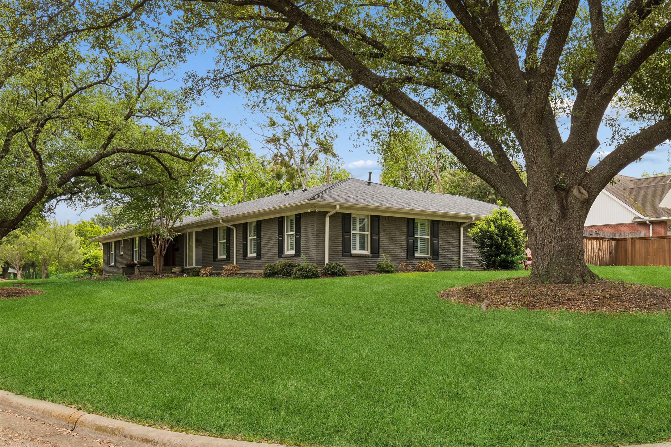 2808 Reedcroft Drive Farmers Branch TX 75234