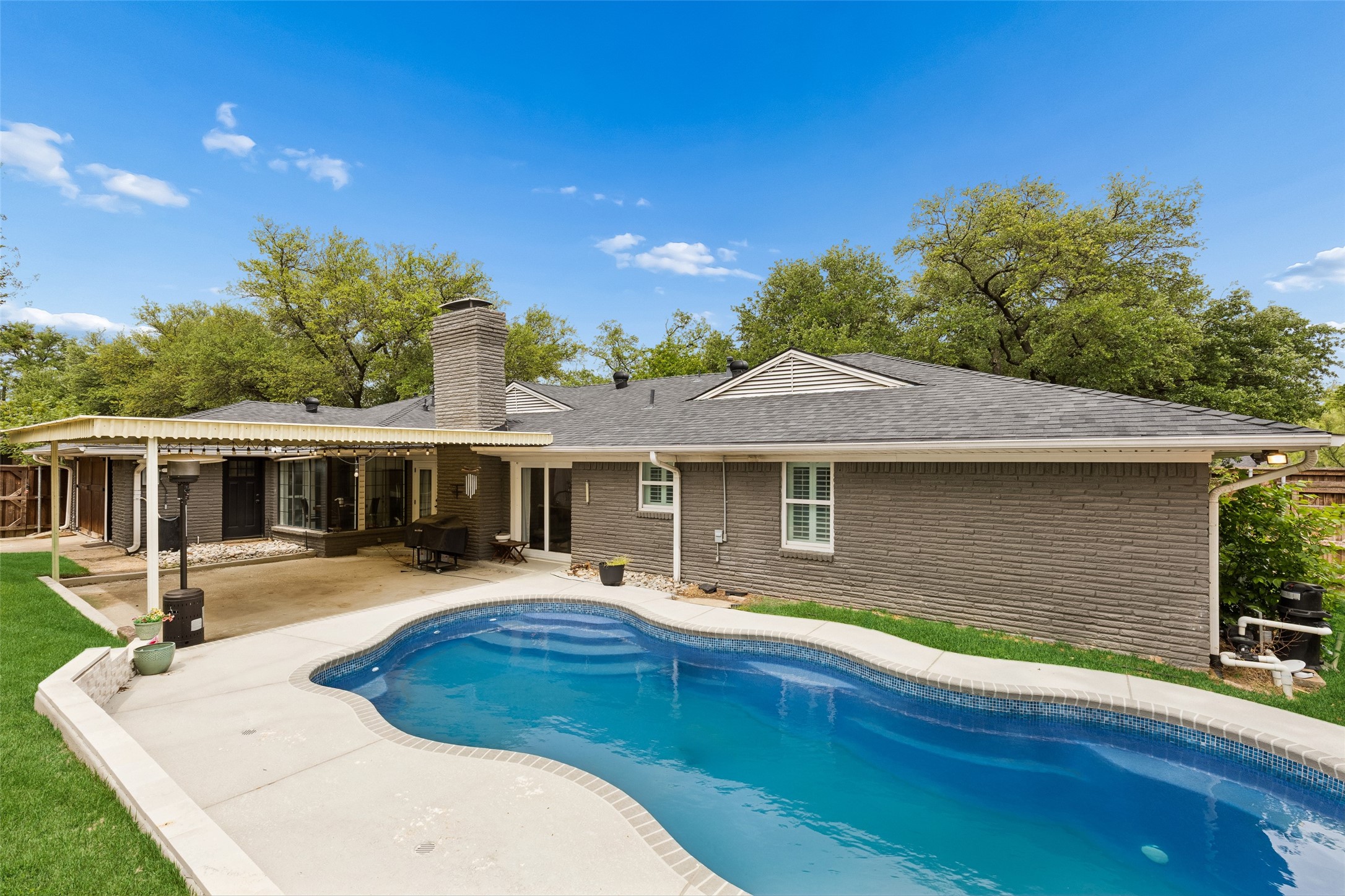 2808 Reedcroft Drive Farmers Branch TX 75234