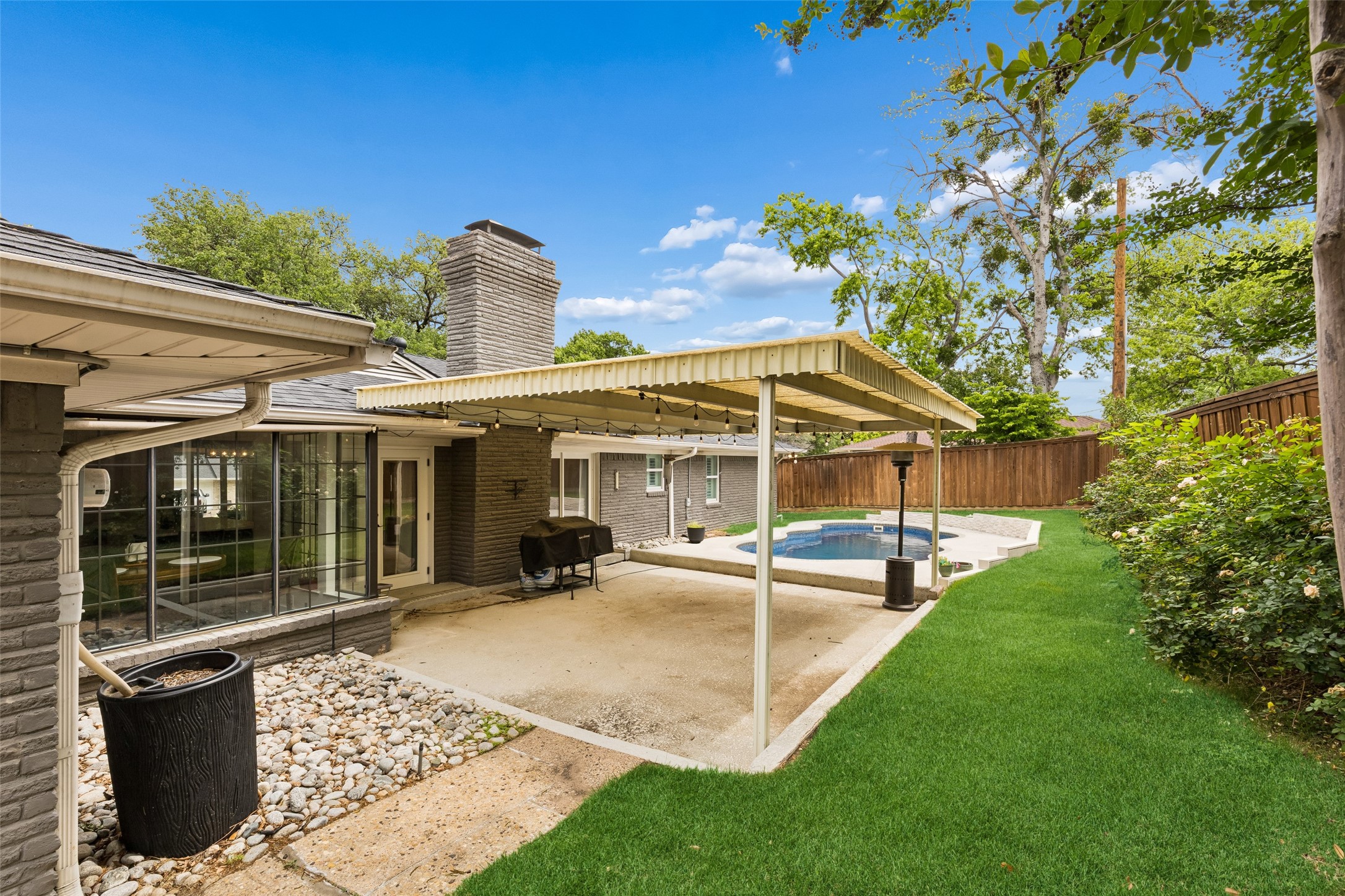 2808 Reedcroft Drive Farmers Branch TX 75234