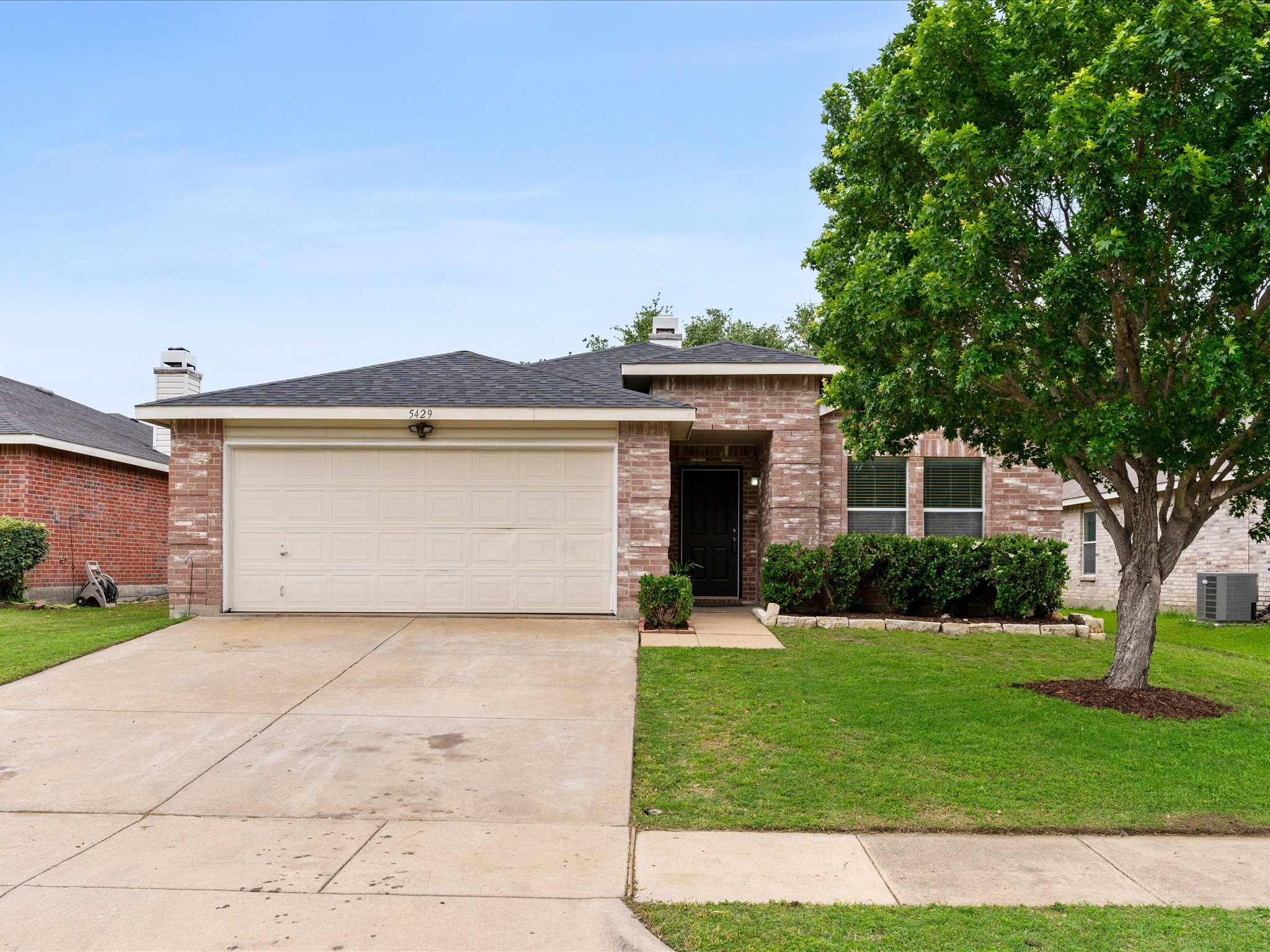 5429 Scotts Valley Street Fort Worth TX 76244