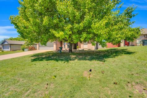 206 Cherokee Trail Alvarado TX 76009