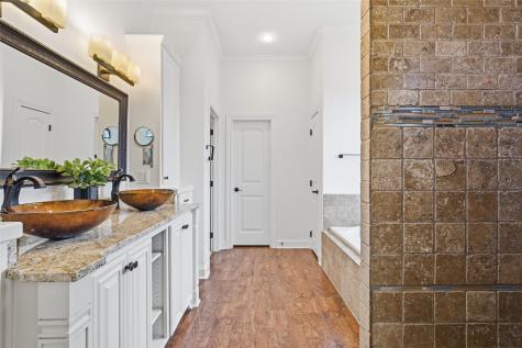 57 Independence Trail Waco TX 76708