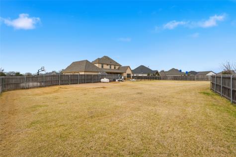 57 Independence Trail Waco TX 76708