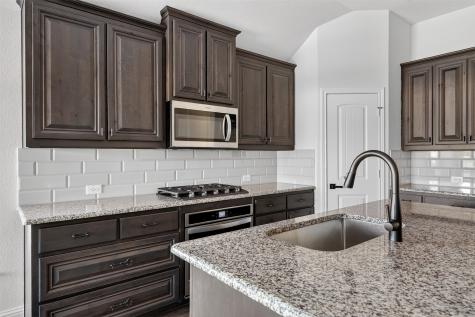 1739 Riviera Drive Waxahachie TX 75165