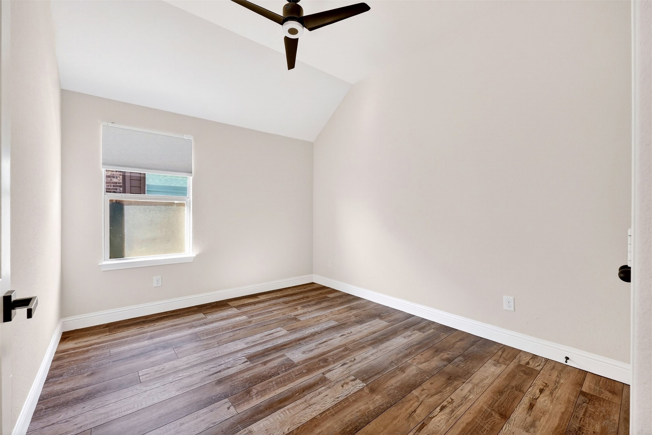 1739 Riviera Drive Waxahachie TX 75165