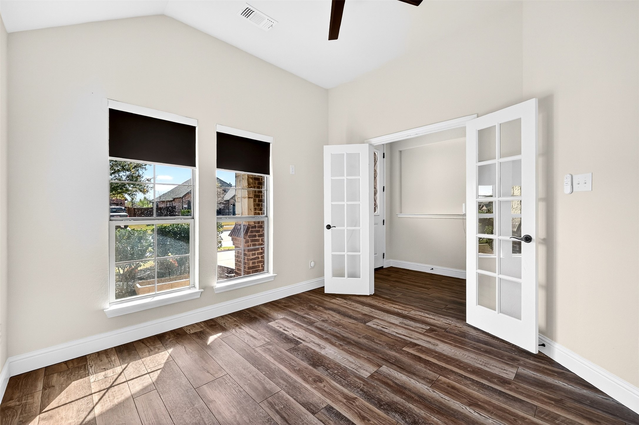 1739 Riviera Drive Waxahachie TX 75165
