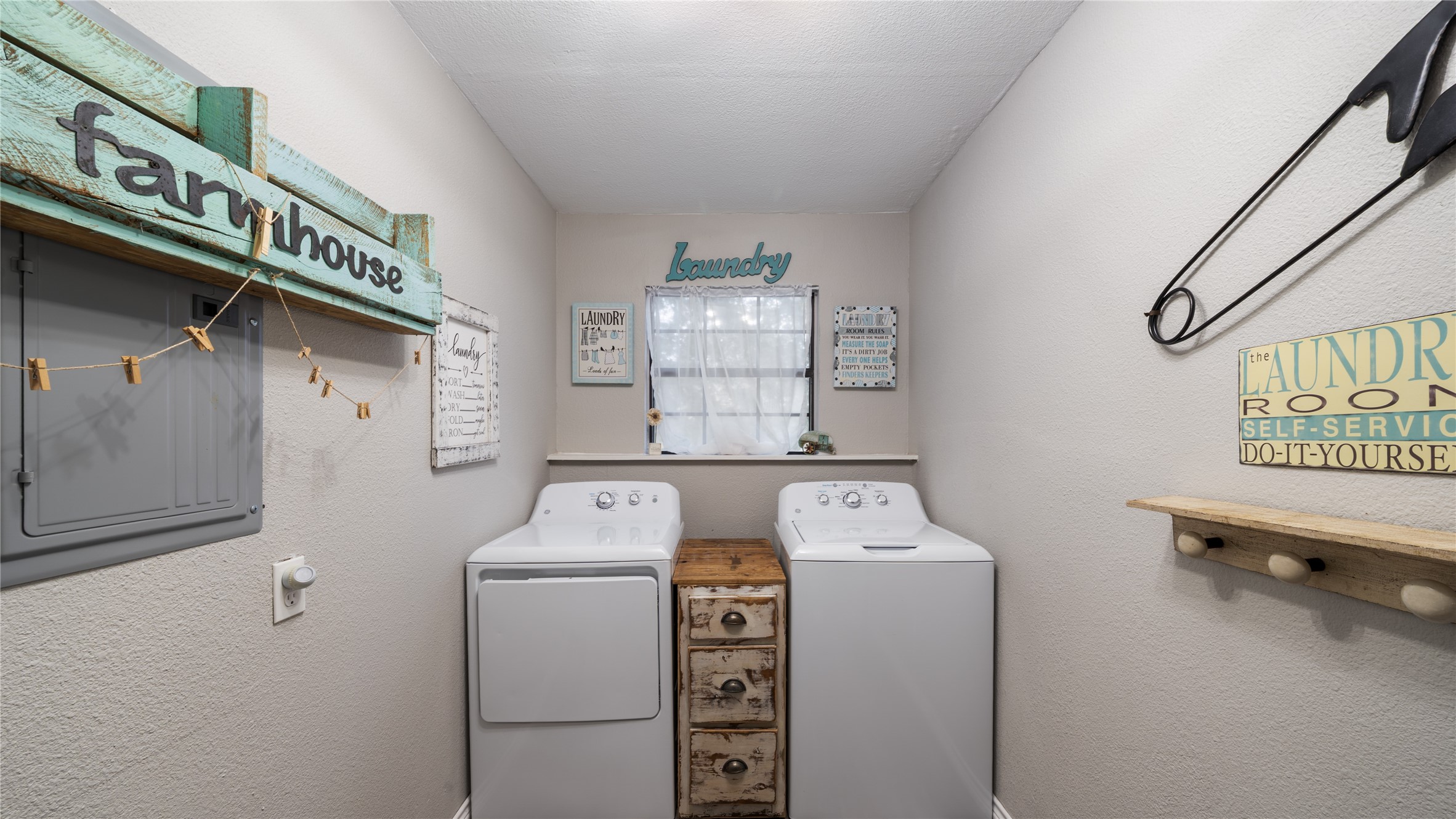 14260 N 3rd Scurry TX 75158