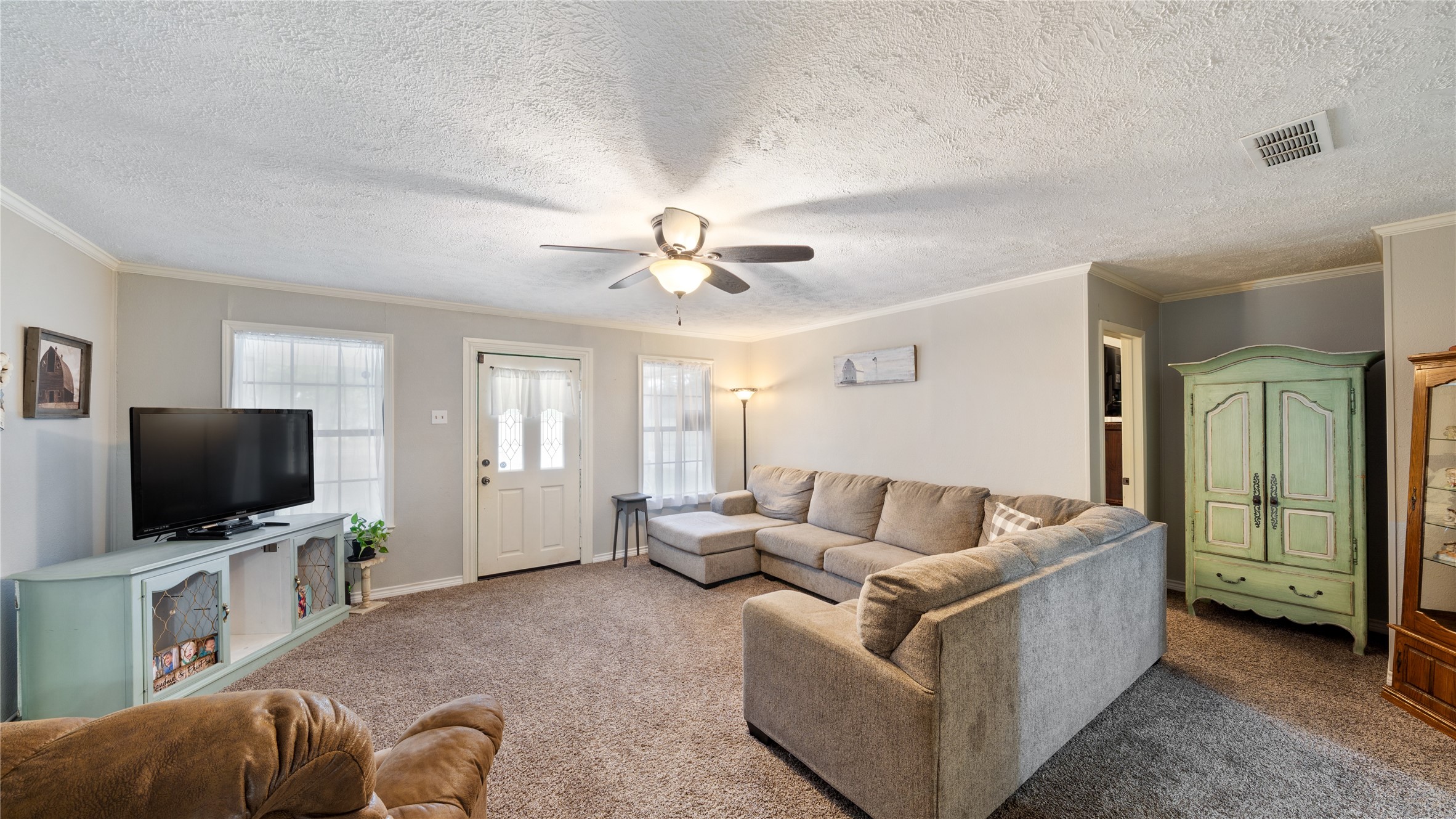 14260 N 3rd Scurry TX 75158