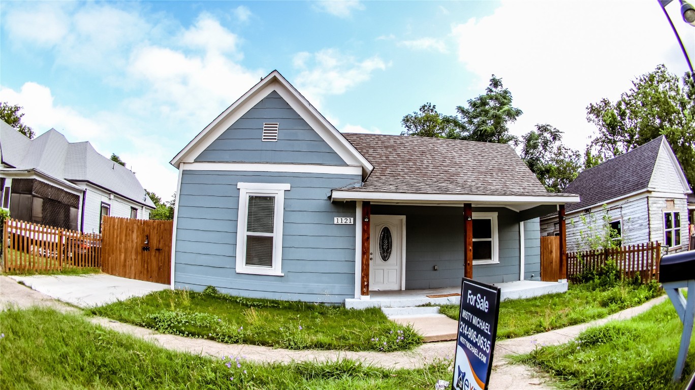 1121 Stella Street Fort Worth TX 76104