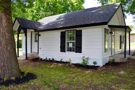 300 W Hallsell Street Decatur TX 76234