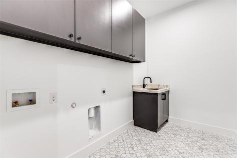 3742 Almazan Drive Dallas TX 75220