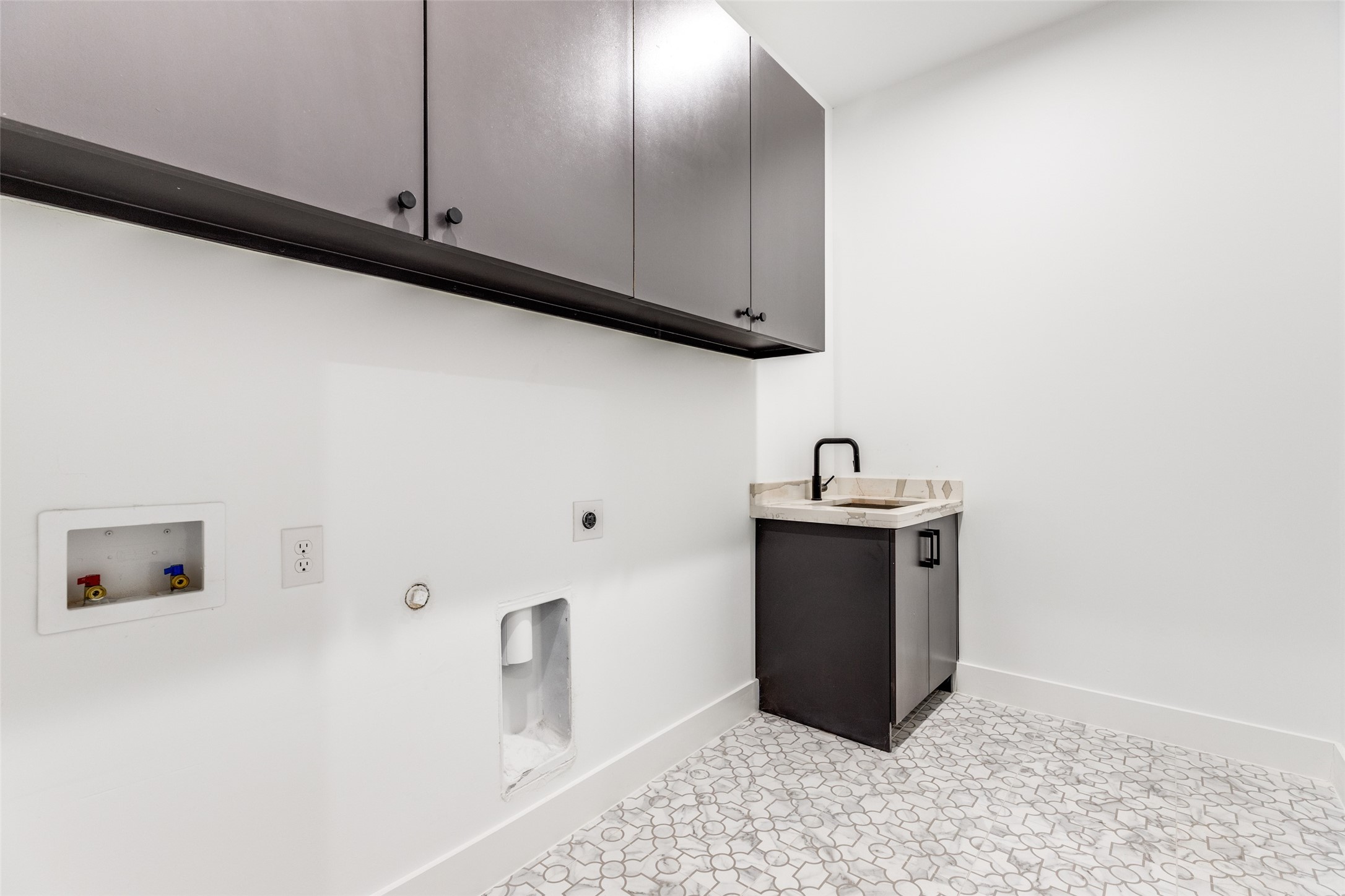 3742 Almazan Drive Dallas TX 75220