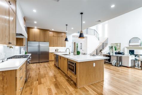 3742 Almazan Drive Dallas TX 75220