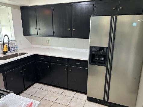 1033 Rockledge Drive Garland TX 75043