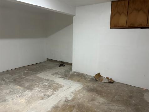 1033 Rockledge Drive Garland TX 75043