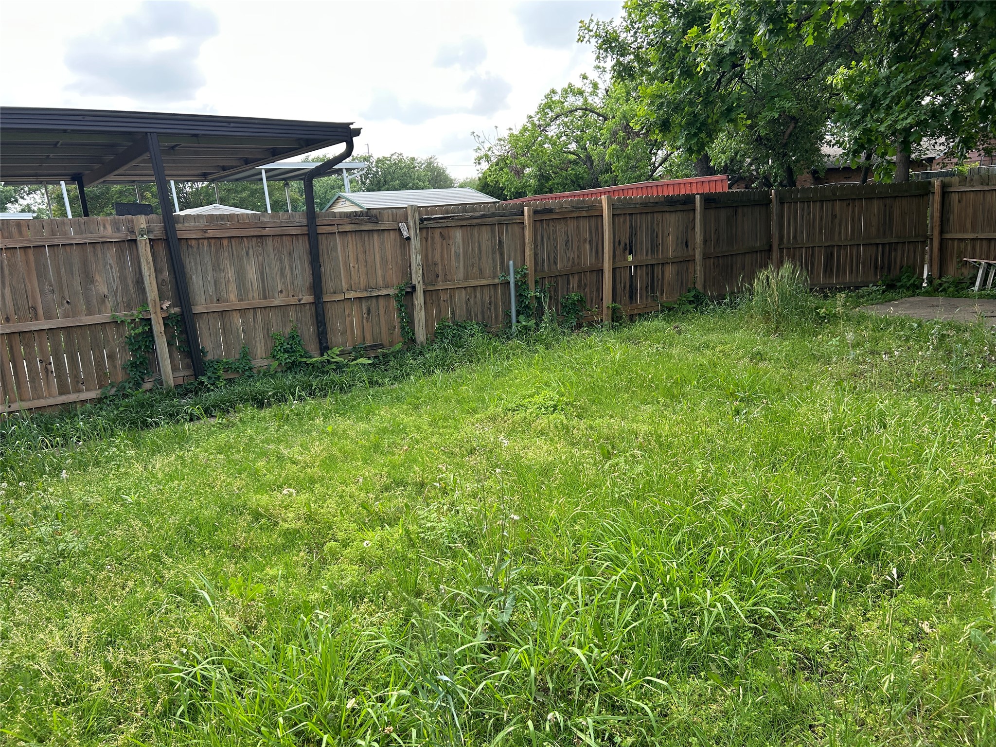 1033 Rockledge Drive Garland TX 75043