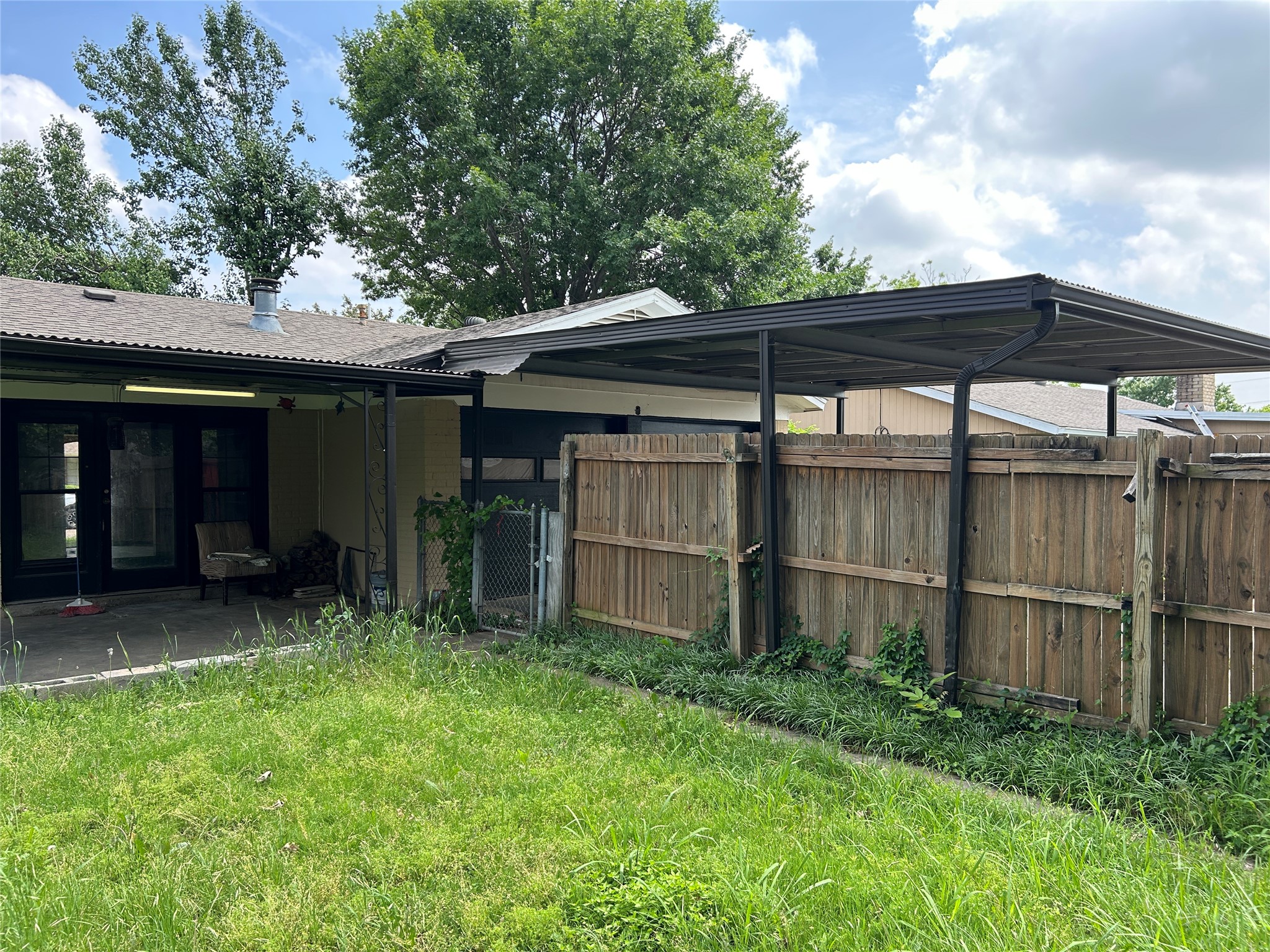 1033 Rockledge Drive Garland TX 75043