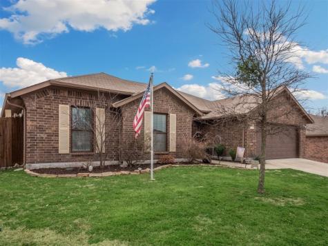 608 Meadowview Street Farmersville TX 75442