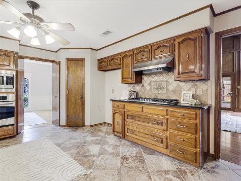 1512 Faringdon Drive Plano TX 75075
