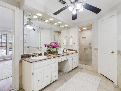 1512 Faringdon Drive Plano TX 75075