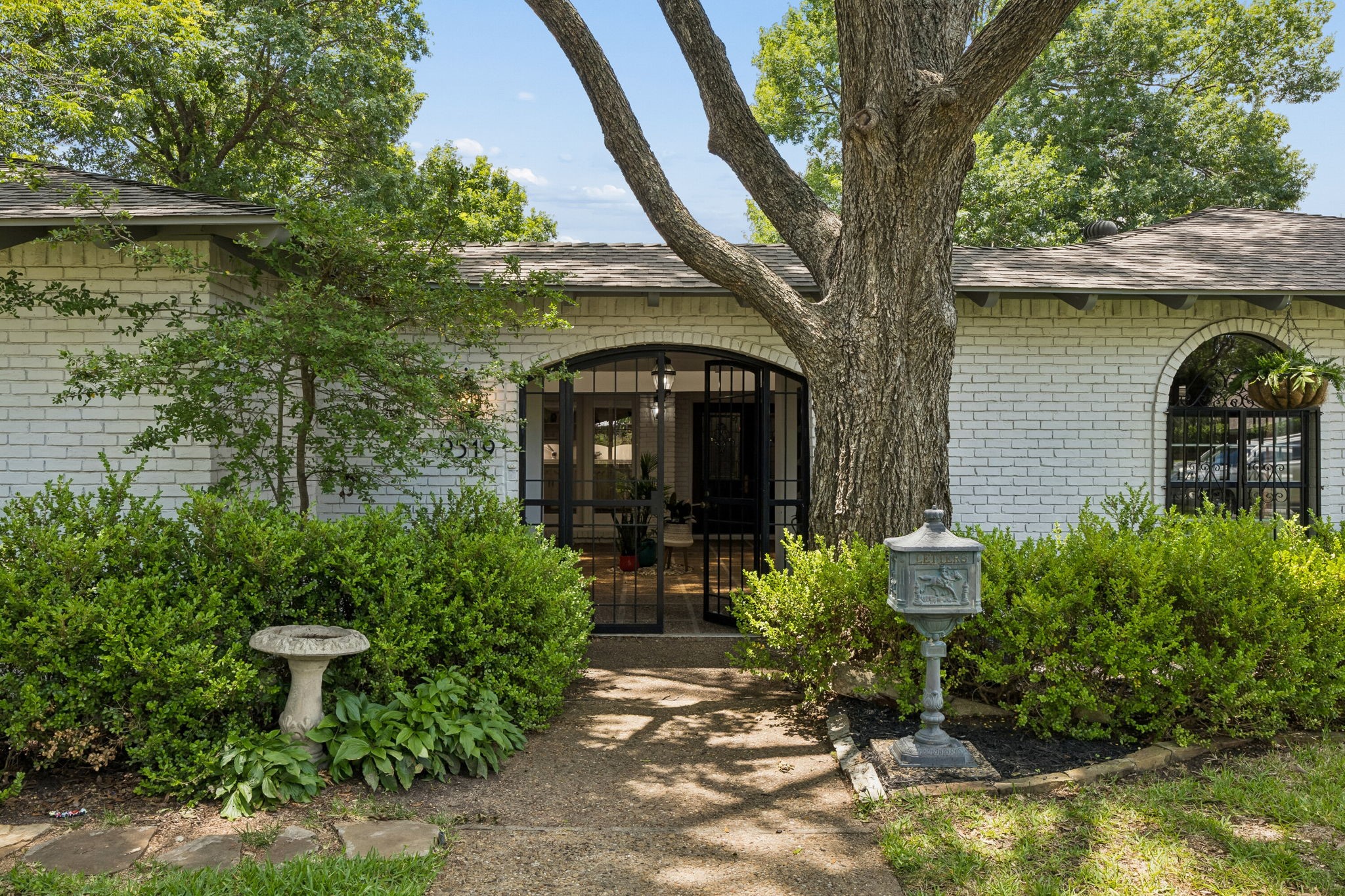 9519 Springwater Drive Dallas TX 75228